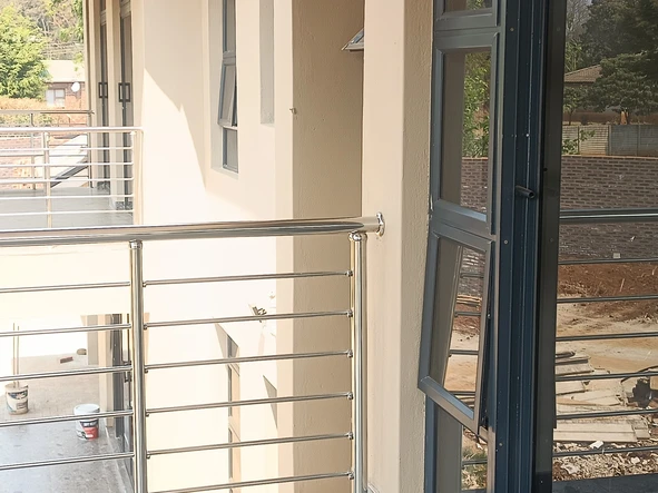 3 Bedroom Flat & Apartment