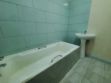 4 Bedroom Garden Flat