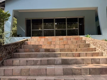 8 Bedroom House