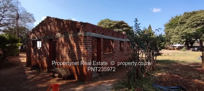 Prime Commercial Property for Sale!