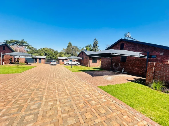 3 Bedroom Garden Flat