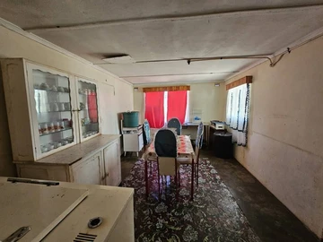 Farm & Agricultural Land