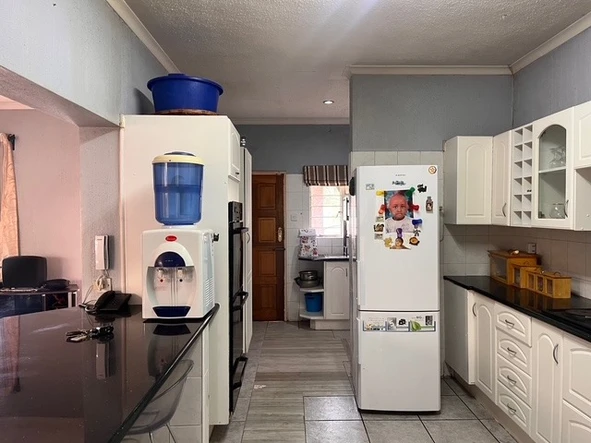 3 Bedroom Garden Flat