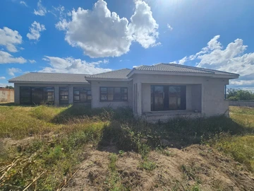 6 Bedroom House