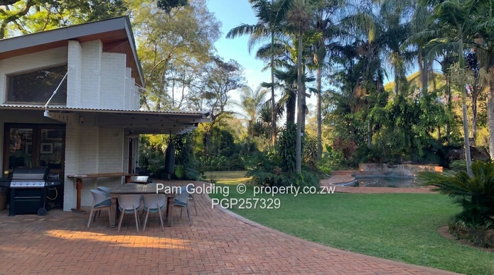 5 Bedroom Family Home on 4,047sqm in Lewisam
