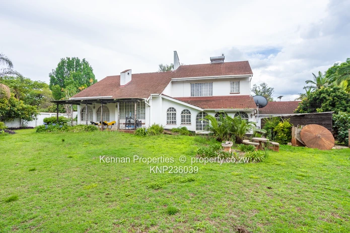 Main Road Frontage Churchill Ave-Commercial Possibilities!