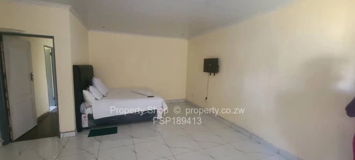 8-Bedroom Family Home for Sale in Hatfield, Harare with Borehole, 3617m²