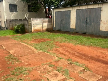 2 Bedroom Flat & Apartment