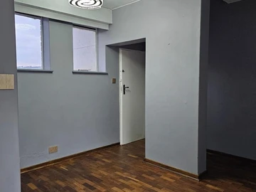 Flat & Apartment
