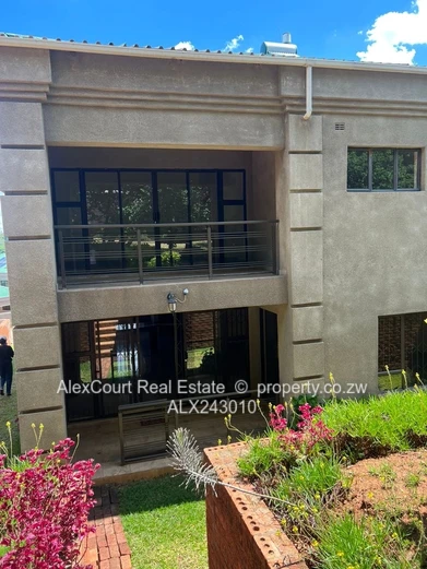 Neat Duplex Apartment In A Complex