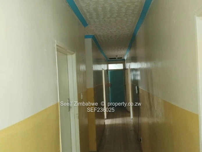 Spacious 5-Bed Family Home in Chitungwiza 