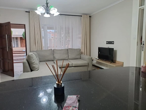 2 Bedroom Garden Flat