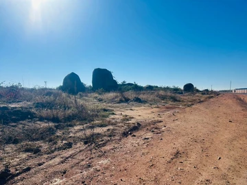 Commercial & Industrial Land