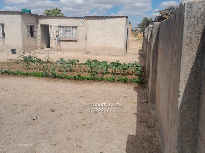 Prime 300m² Stands for Sale in Stoneridge, Harare South! with a Title Deed going for $18 000, 