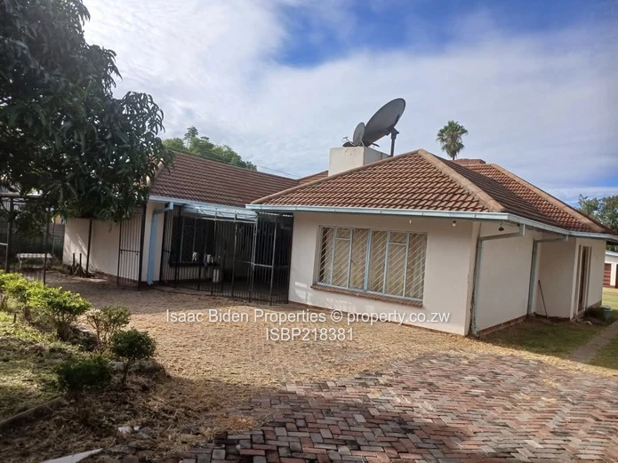Mabelreign 4 Bedroom House