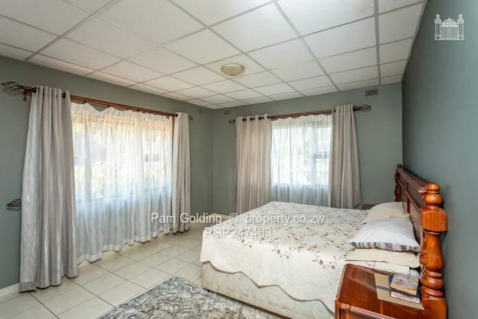 4 Bedroom House for Sale in Borrowdale Brooke (Sole Mandate)