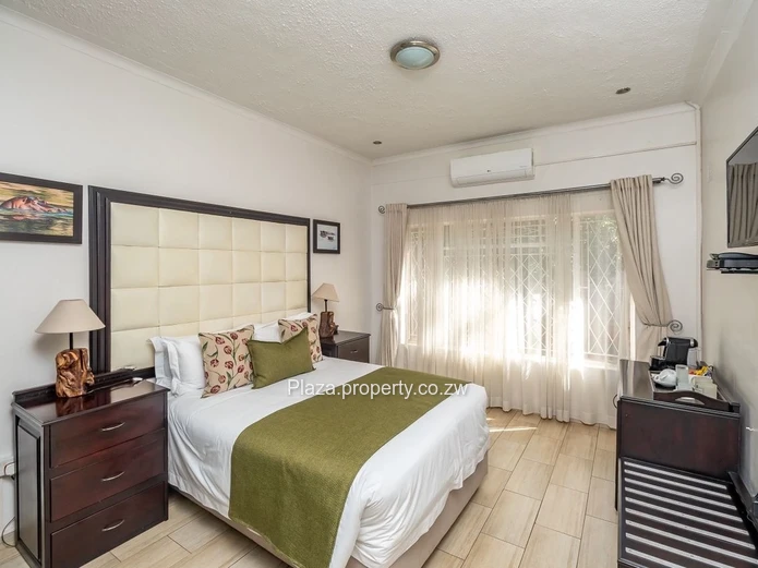 Luxury Multi-purpose Property In Greystone Park (Sole Mandate)