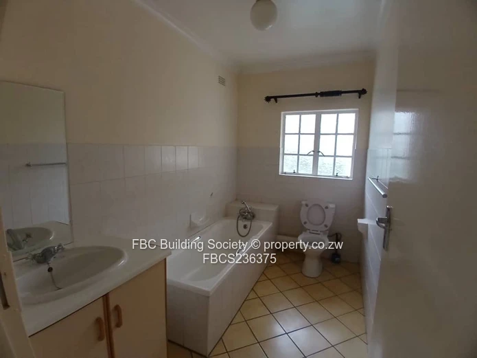 Prestigious Double-Storey Townhouse in Sunriver Manors (Sole Mandate)