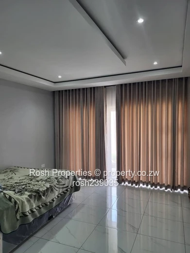 Modern 5-Bed Home on 1000m² in Zimre Park — Borehole