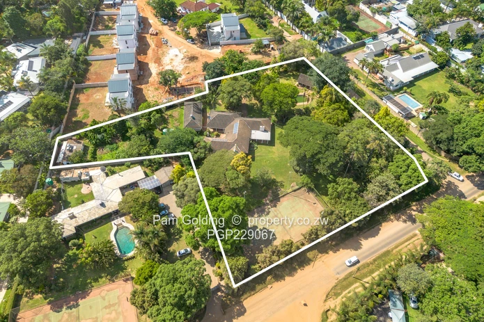 Two Acres on Kew Drive