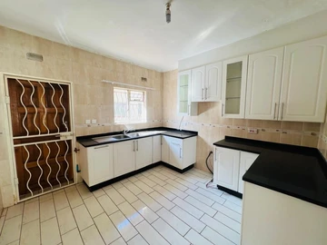 3 Bedroom Garden Flat