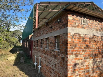 Commercial & Industrial Land