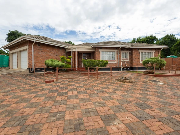 3 Bedroom Townhouse Complex