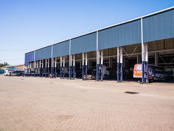 Warehouse & Factory