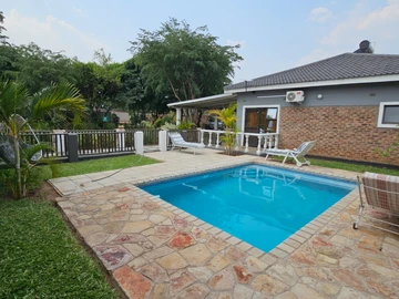 5 Bedroom House