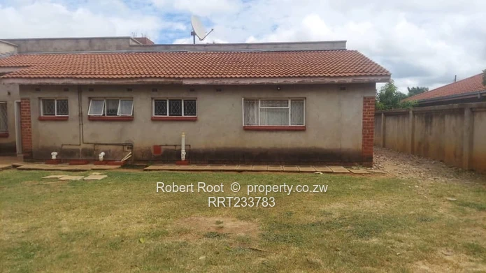 Family home awaits you! (Sole Mandate)