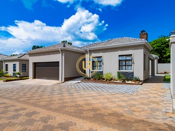 3 Bedroom Townhouse Complex