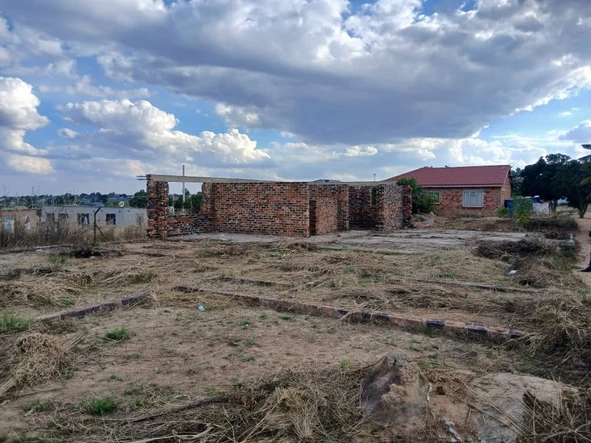 Stands & Residential Land