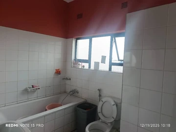 3 Bedroom Garden Flat