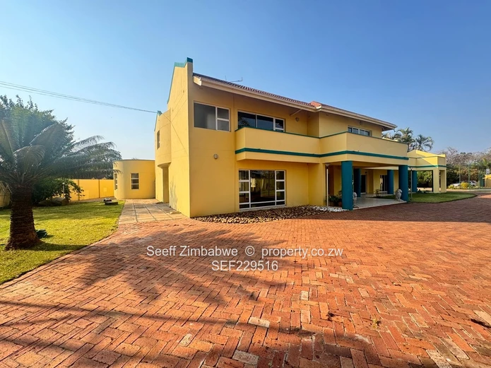 Executive Living or a Prime Commercial Opportunity in Mt Pleasant 