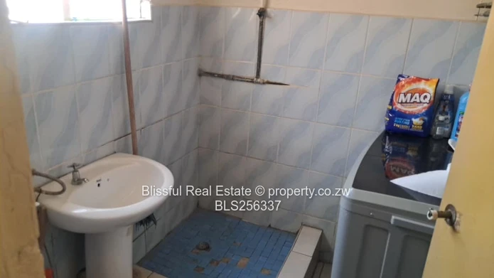 4bedroom house for rent