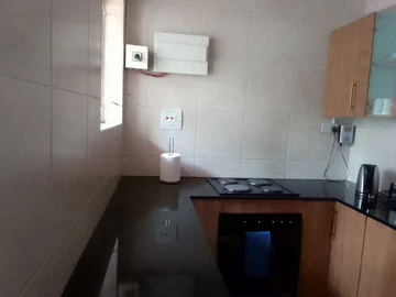 4 Bedroom Garden Flat