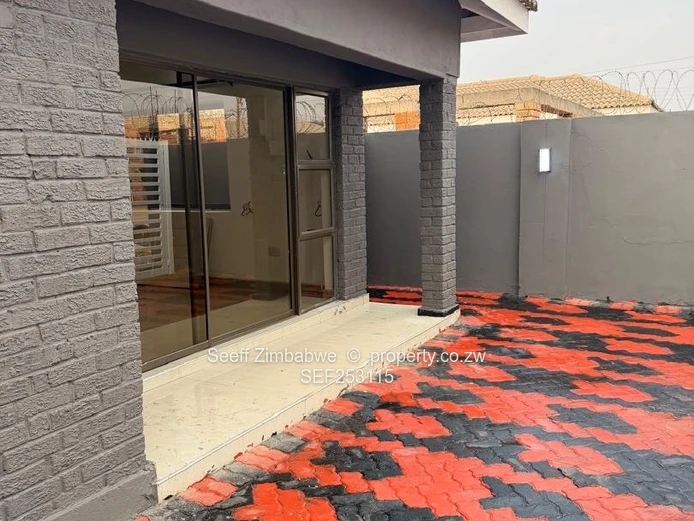 Newly Built House for sale in Aspindale park 