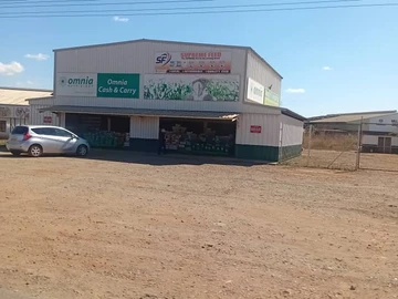 Commercial & Industrial Land