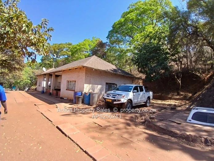 6936 Square Meters Of Land! 