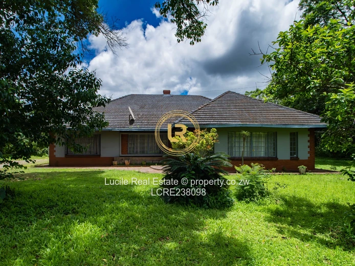 Prime Land in Chisipite