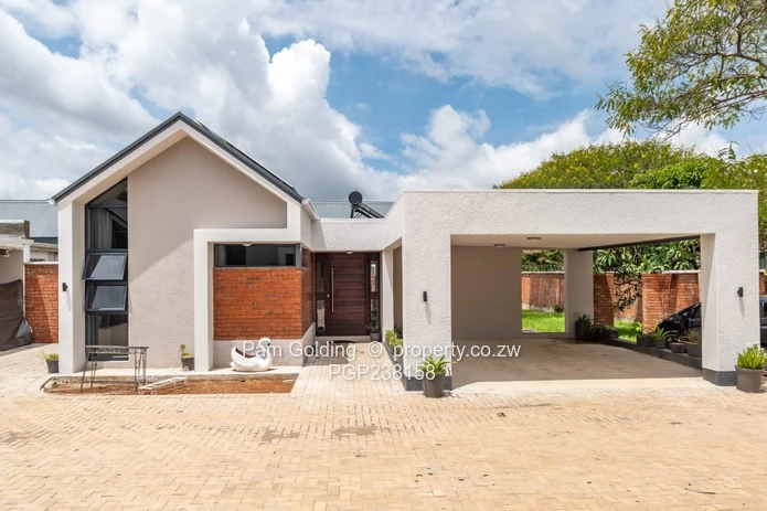 Modern Living in Secure Complex (Sole Mandate)