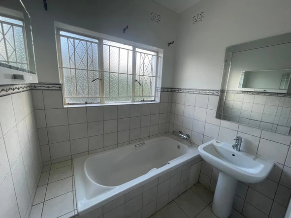 3 Bedroom Garden Flat