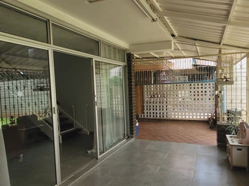 2 Bedroom Garden Flat