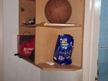 2 Bedroom Flat & Apartment