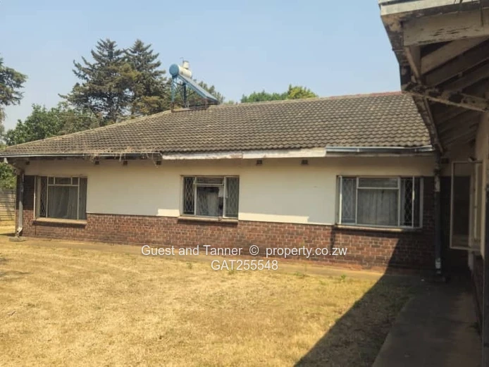 Vainona, Harare – Spacious Family Home with Separate Cottage