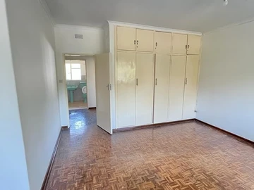 2 Bedroom Garden Flat