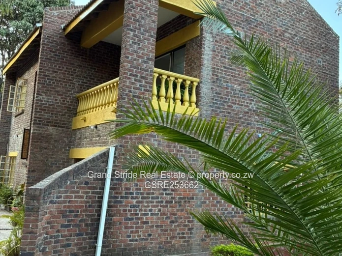 Double Storey Mansion Villa To Let