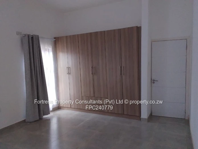 New Property-Perfect Lock & go