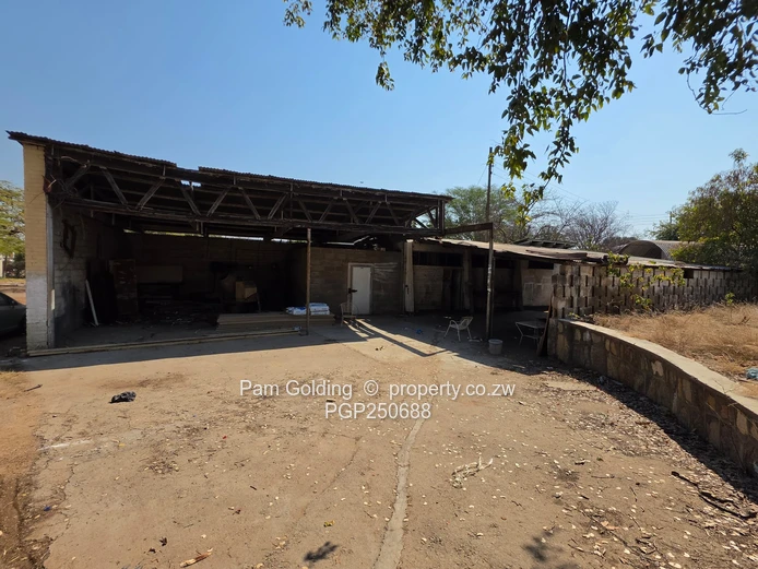 Commercial Property for Sale in Beitbridge (Sole Mandate)