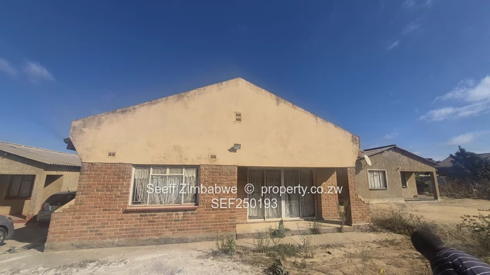 4-Bed Renovation Opportunity with Borehole, Marondera (Sole Mandate)